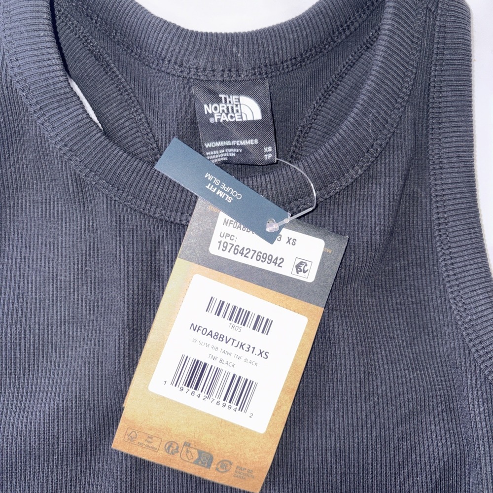 The North Face Women's‎ Slim Rib Tank and FlashDry Shorts XS (Both)  Black - Picture 3 of 13